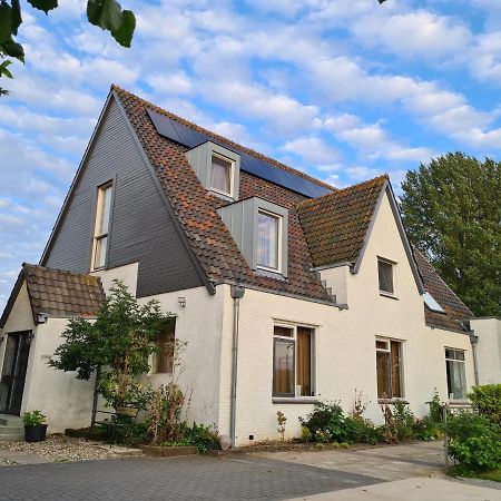 De Gaanderij Bed & Breakfast Barendrecht Exterior photo