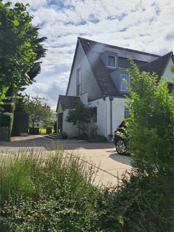 De Gaanderij Bed & Breakfast Barendrecht Exterior photo